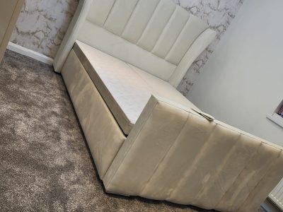 Dylan Velvet Beds