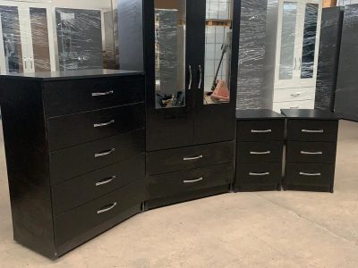 Wardrobe+5 Draw Chester Draw+2xBedside 3 Draw